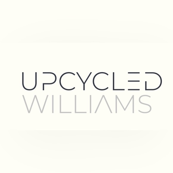 Meet your Posher, Holly - Picture 1 of 1